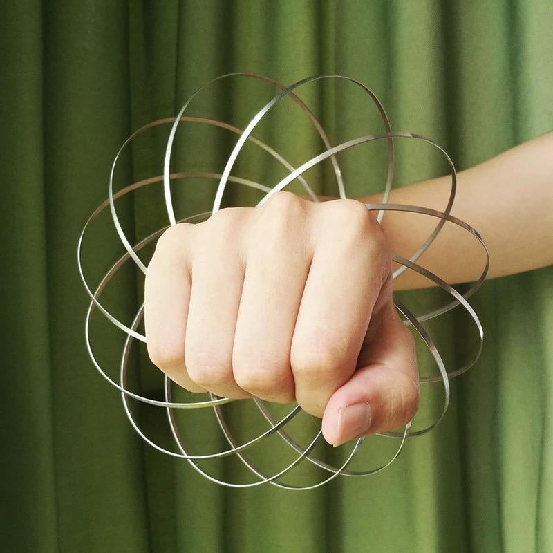 Spinnendes Spiral-Fidget-Armband