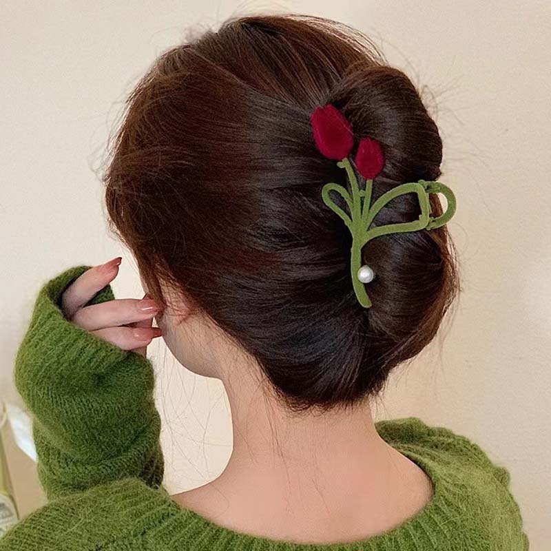 Elegante Tulpen-Haarspange aus Samt
