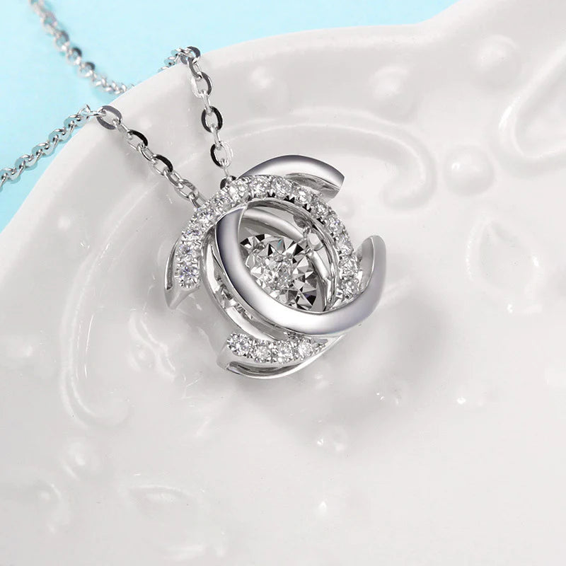 Spirituelle Doppel-C Moissanite Halskette